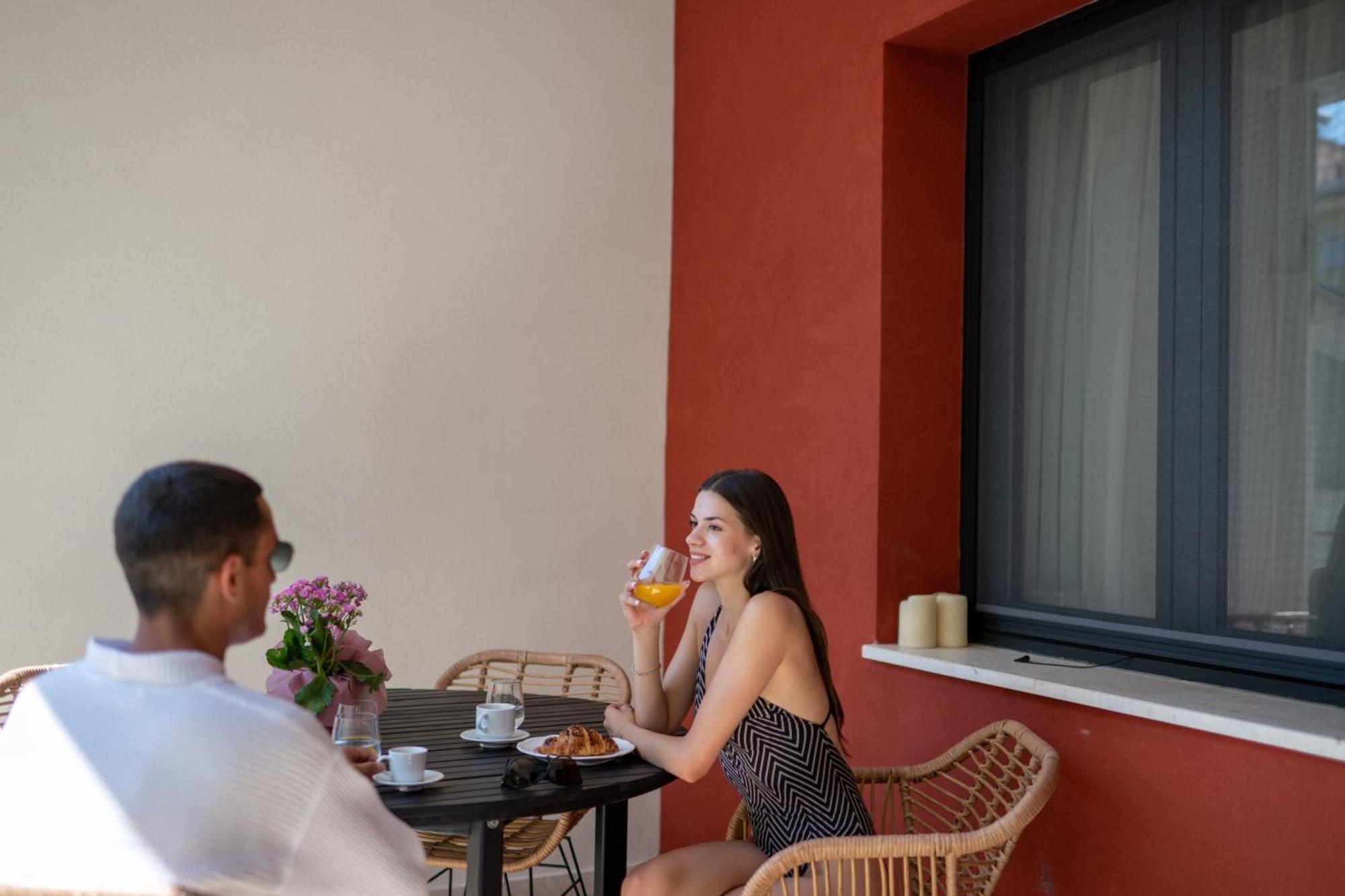 Thalias Quarters - Kalamata Mediterranean Villas 外观 照片