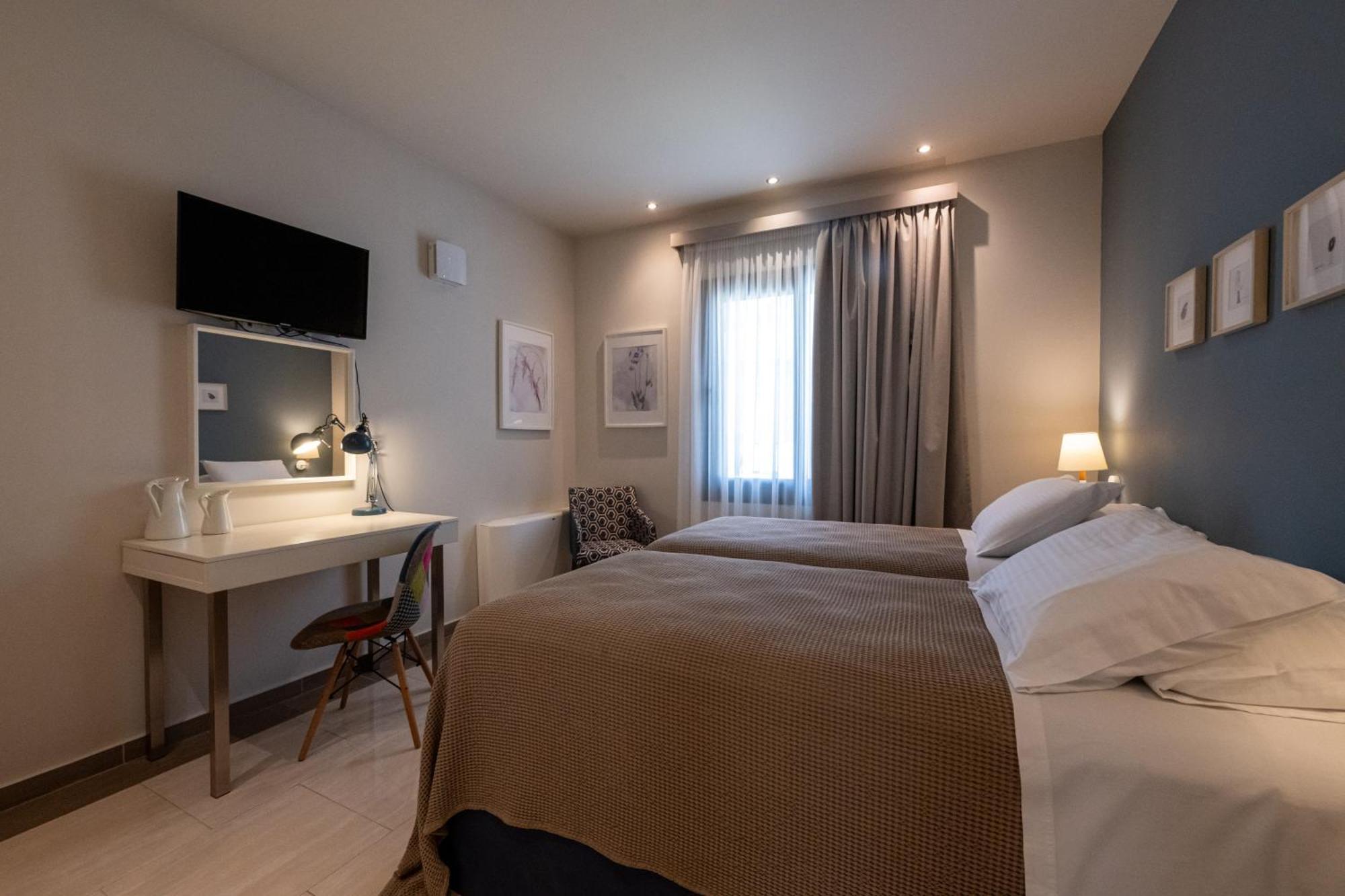 Thalias Quarters - Kalamata Mediterranean Villas 外观 照片