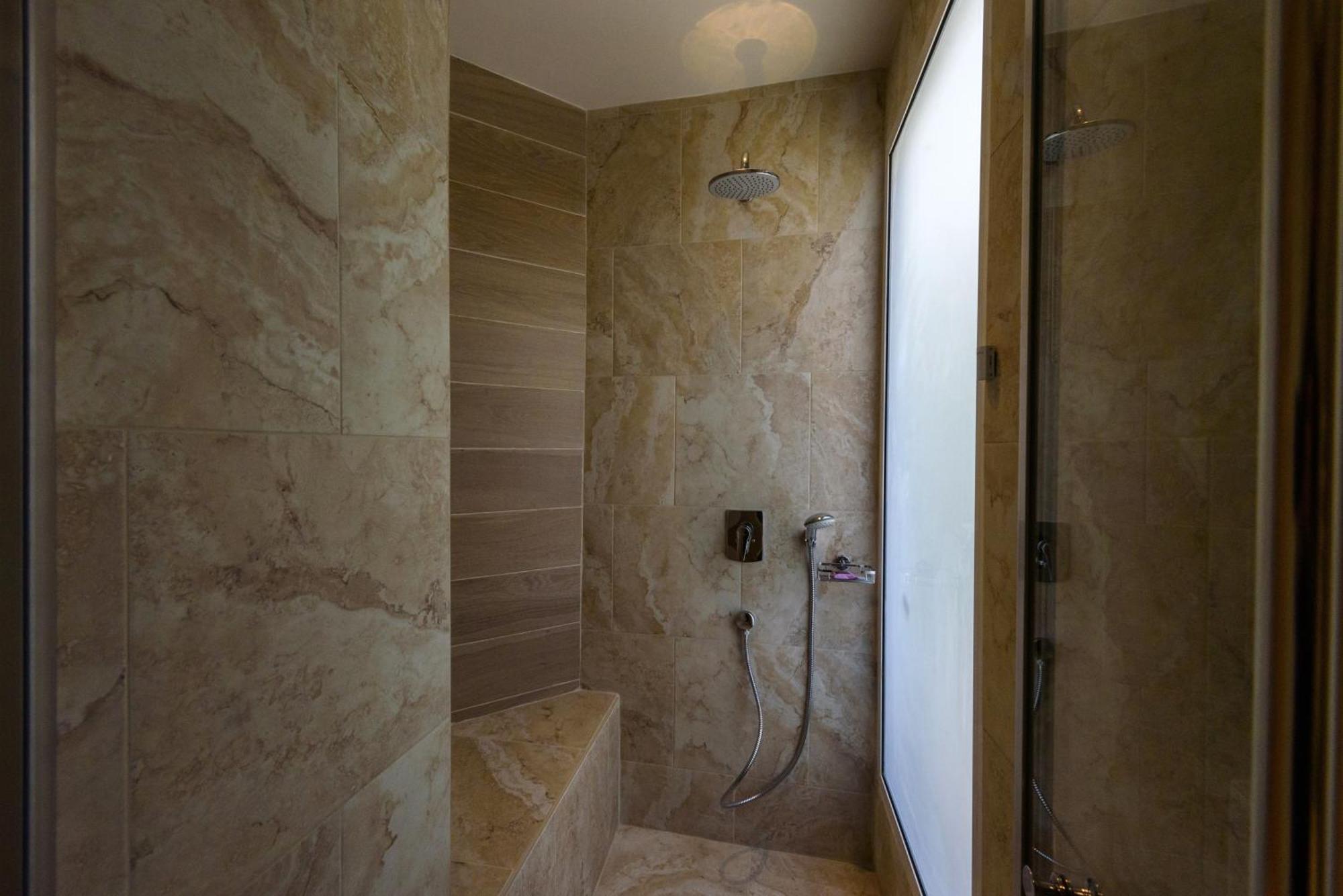 Thalias Quarters - Kalamata Mediterranean Villas 外观 照片