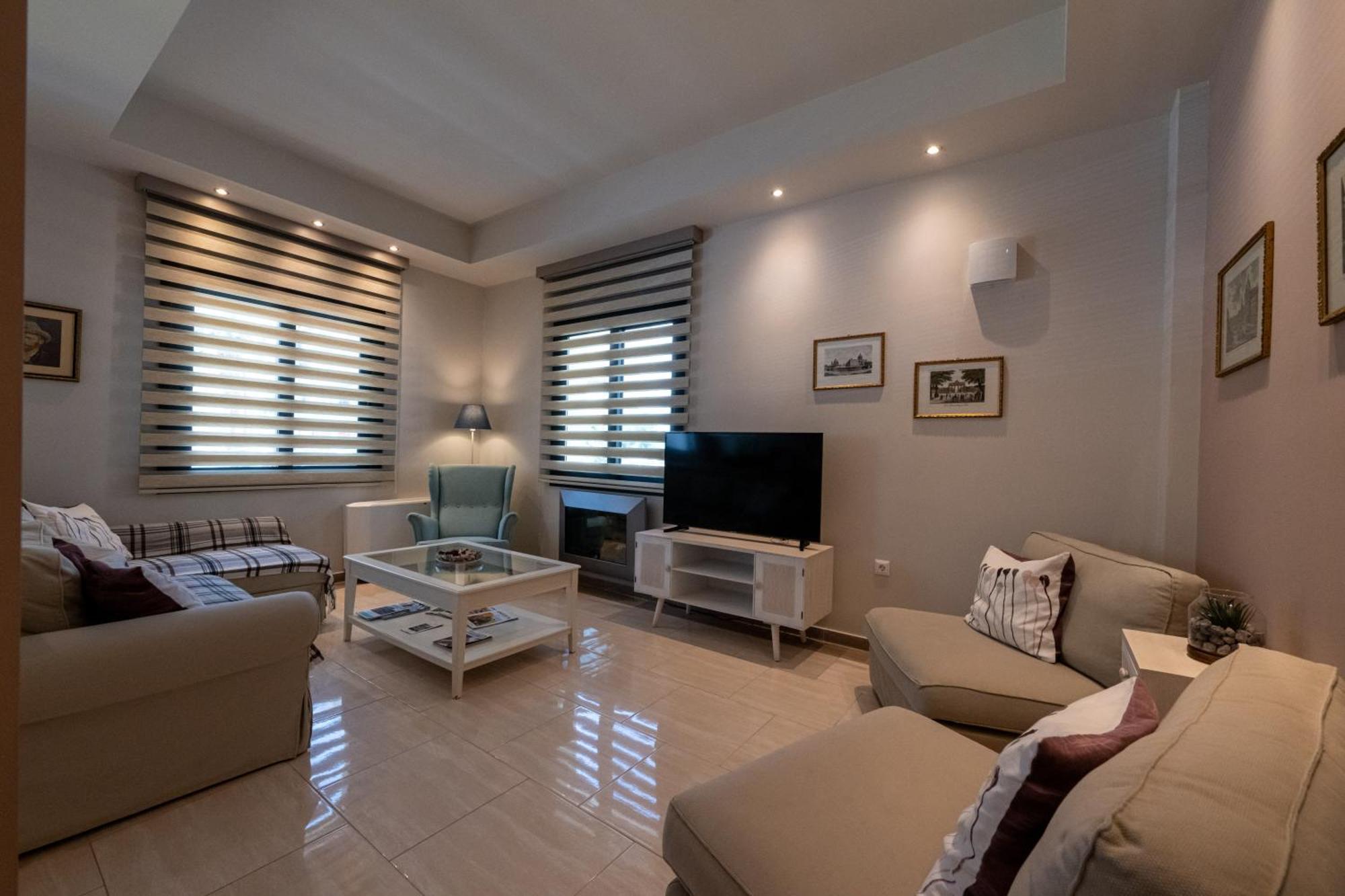 Thalias Quarters - Kalamata Mediterranean Villas 外观 照片